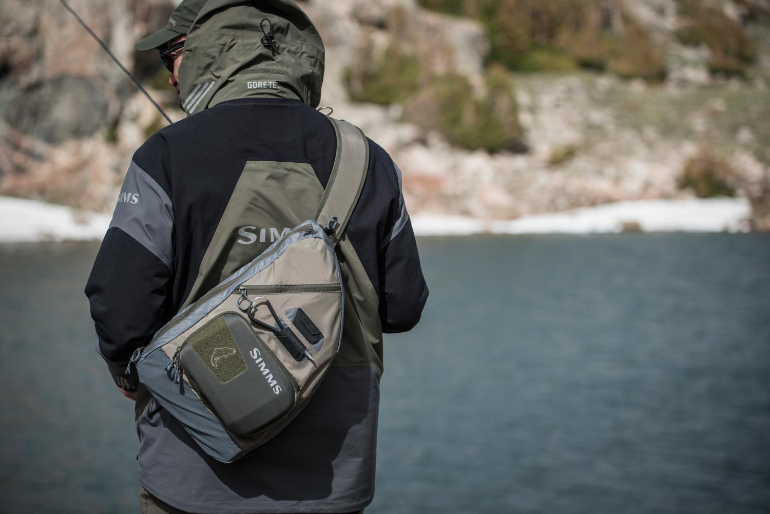 Top 5 rated fly fishing sling bags and tackle pack review